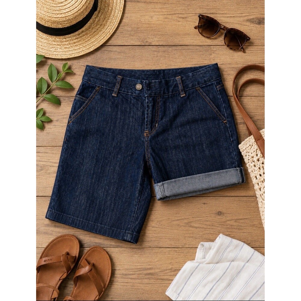 GAP Women's Bermuda Jean Shorts Sz 6 Dark Wash Stretch Cuffed or Flat Classic